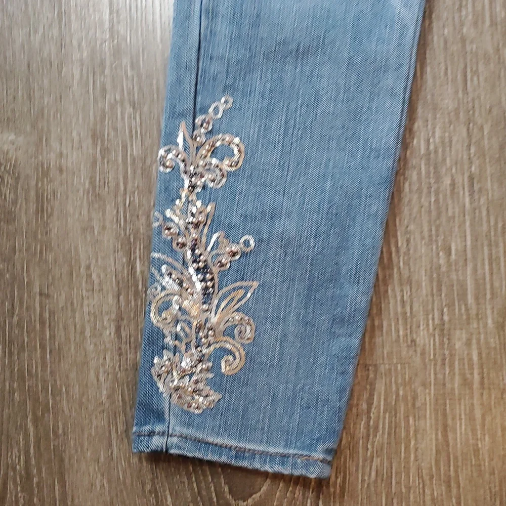 White House Black Market Embellished Jeans - Picture 3 of 4